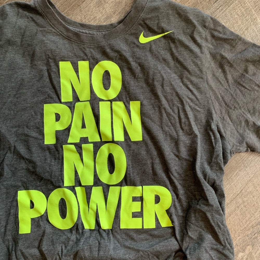 Nike T Shirt